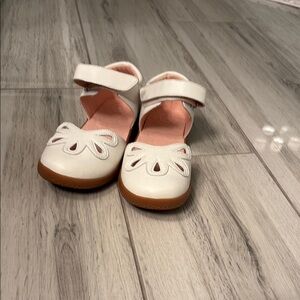 Livie & Luca Kids White Flower Cutout Shoes